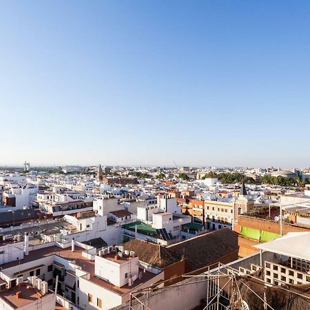 Atico Resitur Triana Appartement Sevilla Buitenkant foto