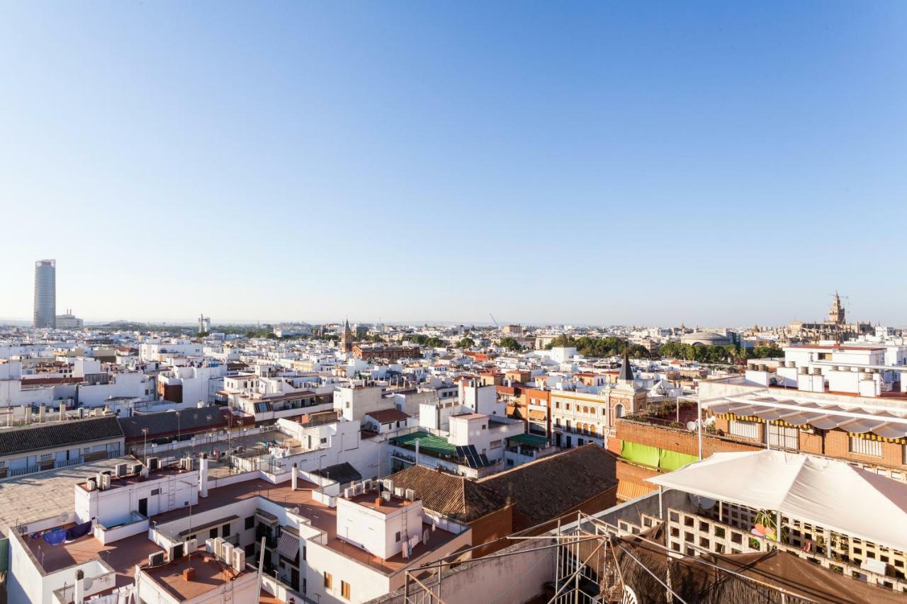 Atico Resitur Triana Appartement Sevilla Buitenkant foto